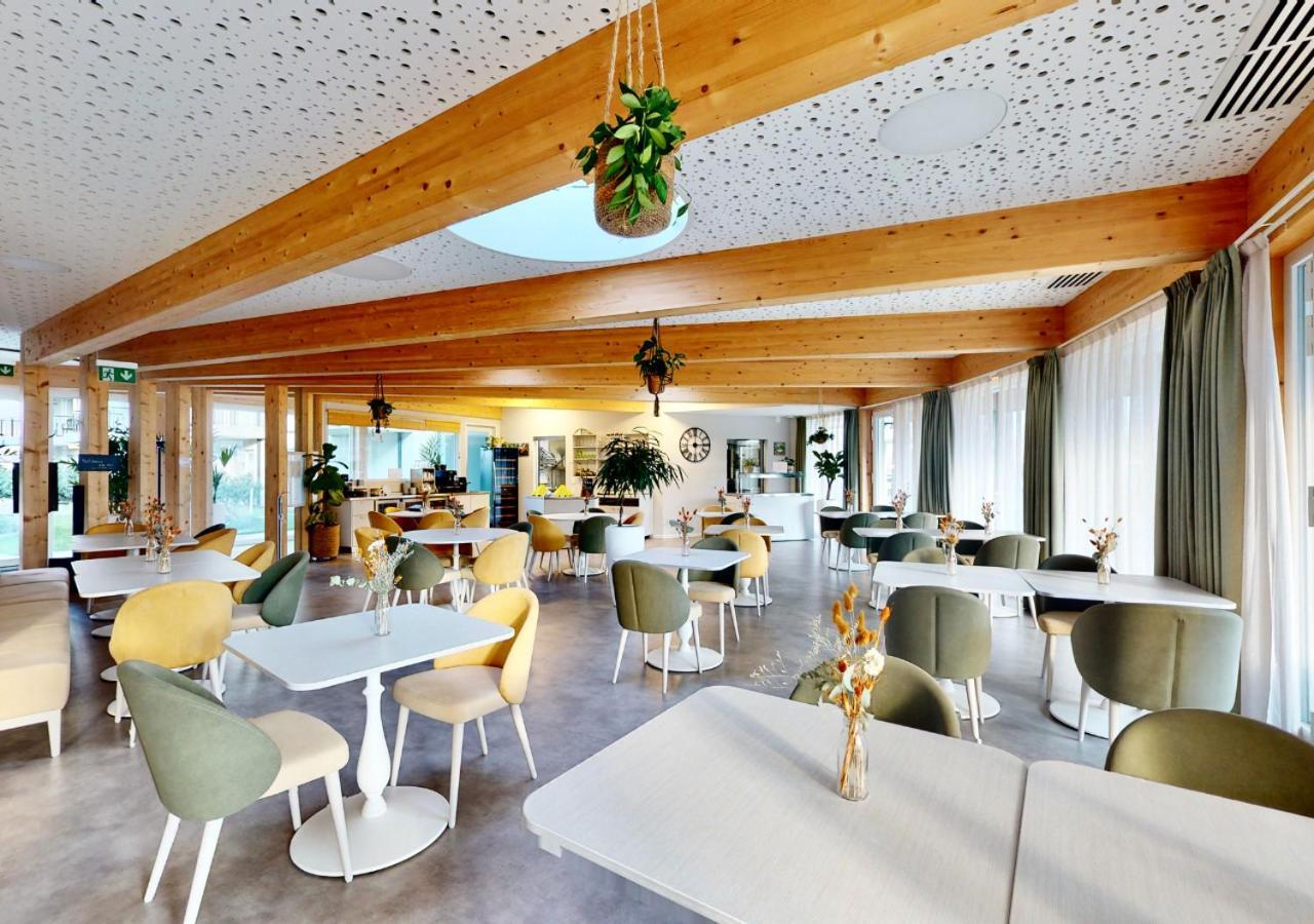 Alp Art Hotel Monthey Collombey-Muraz Экстерьер фото
