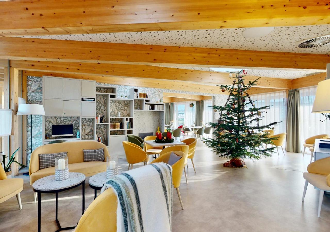 Alp Art Hotel Monthey Collombey-Muraz Экстерьер фото