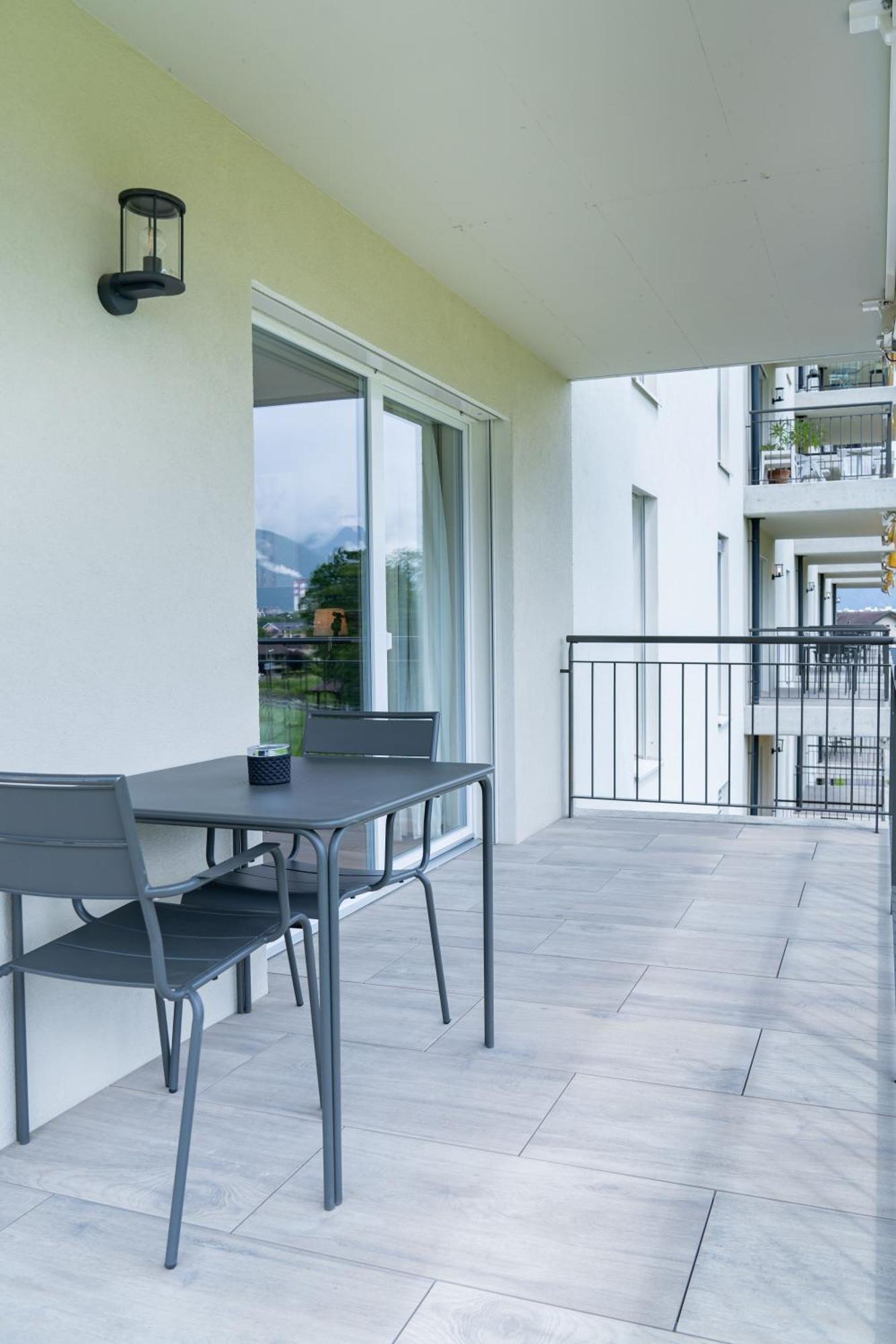 Alp Art Hotel Monthey Collombey-Muraz Экстерьер фото